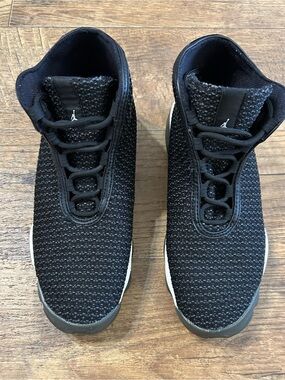 Jordan Men's Black Knit Athletic Basketball Shoes